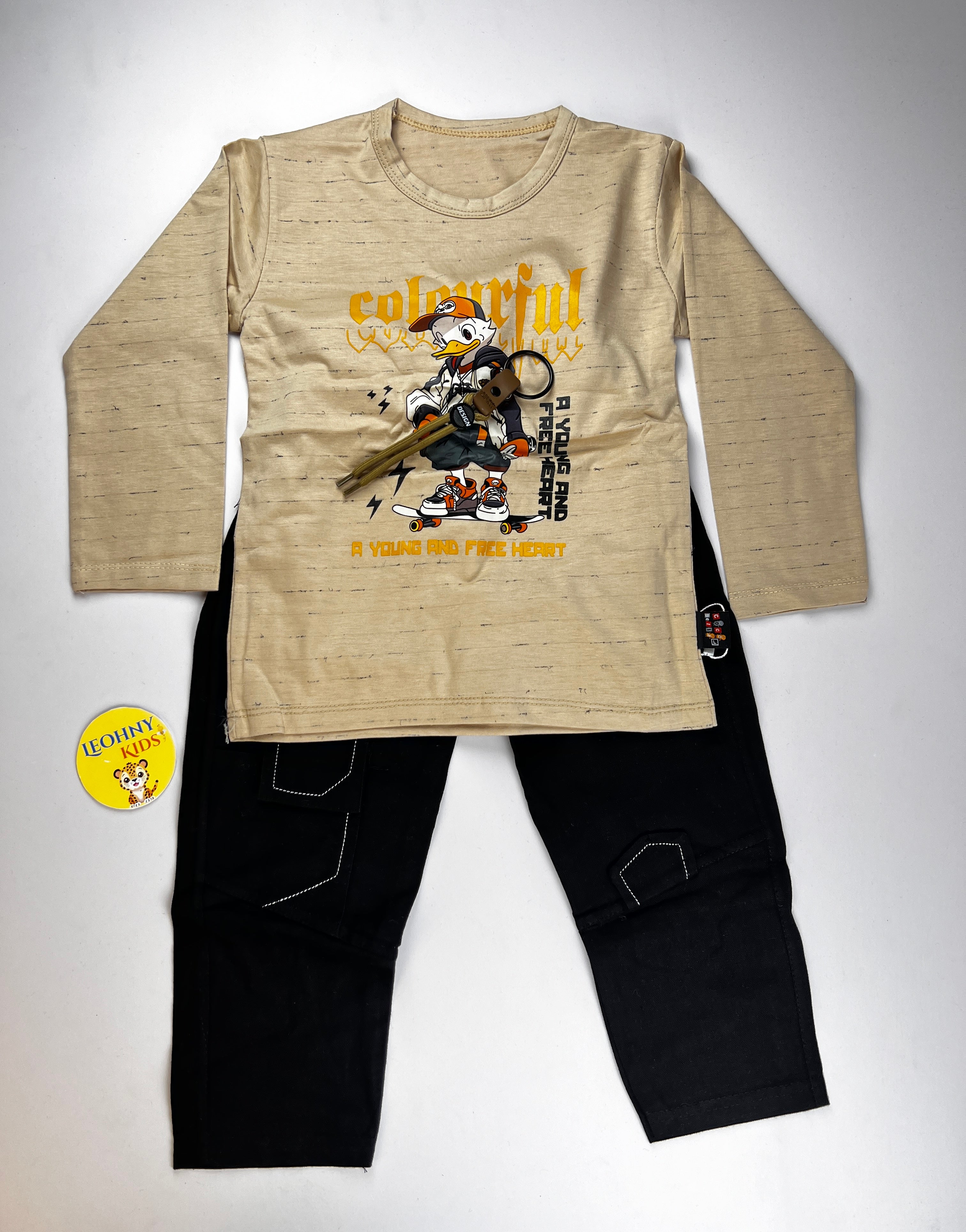 "Skater Duck" 2-Piece Cargo Set – Sandstone Beige & Onyx Black