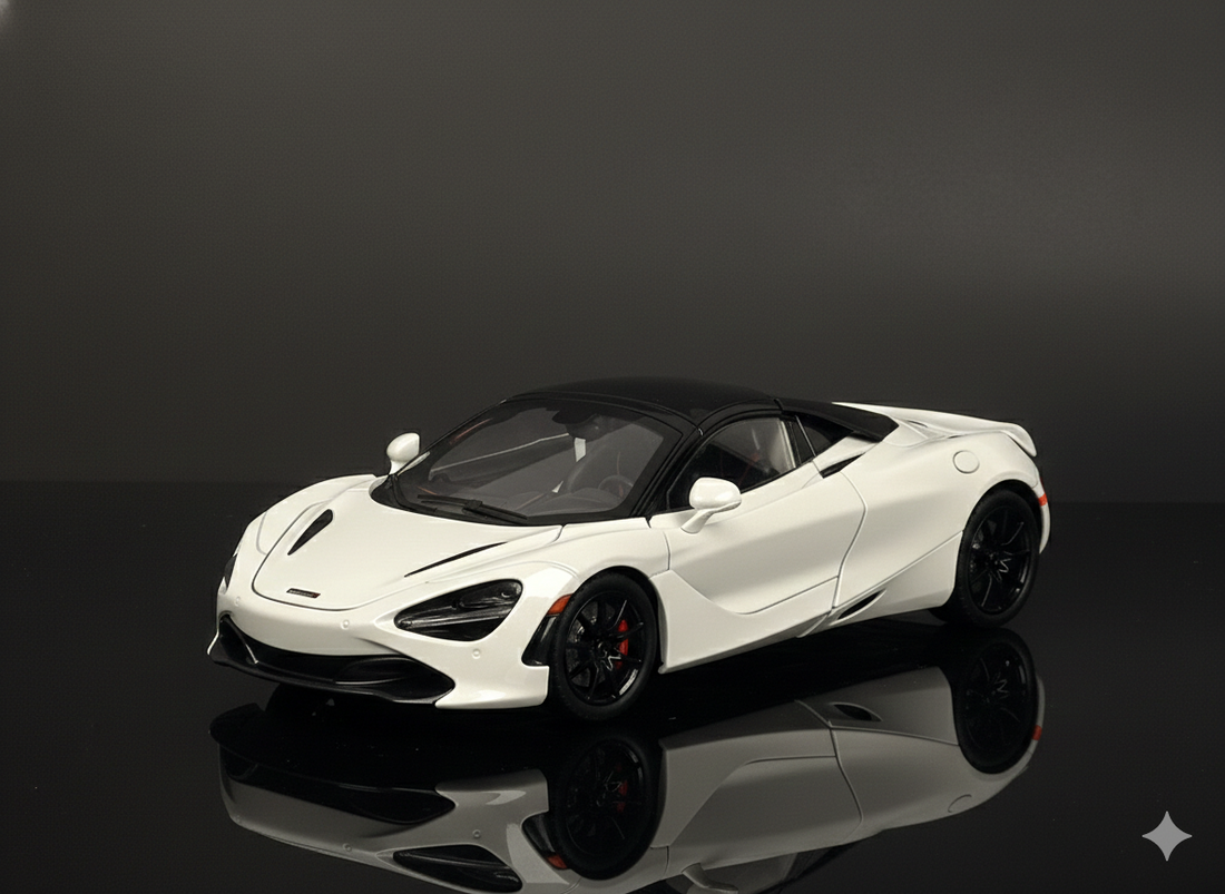 McLaren 720S White Die-Cast Model Car – Sound & Light Pull Back Series (1:24 Scale)