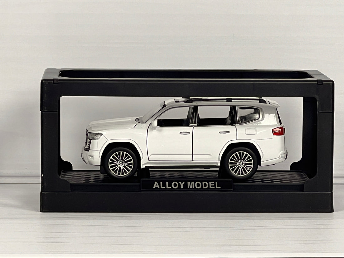 Toyota Land Cruiser LC300 Alloy Diecast Model Car