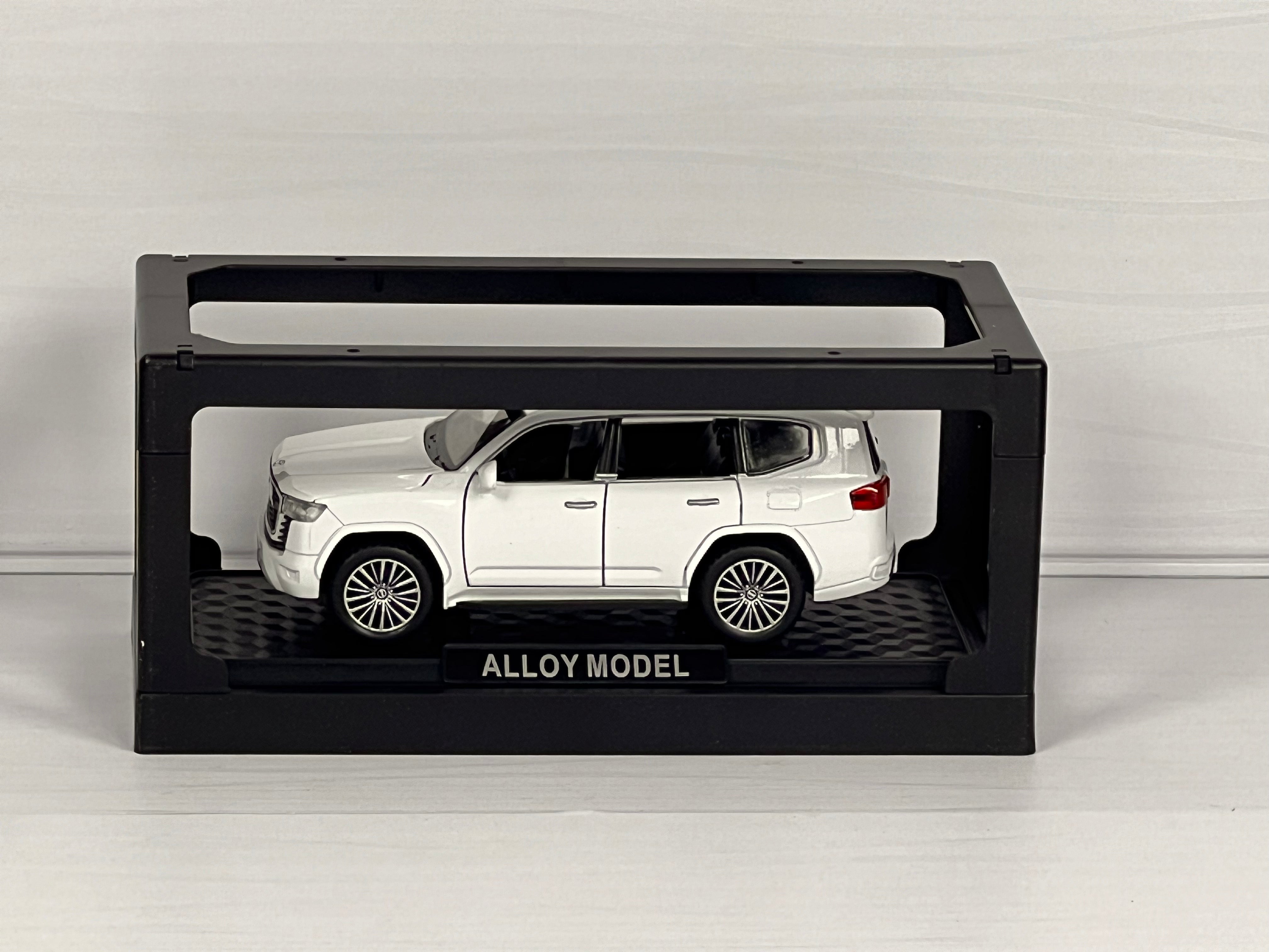 Toyota Land Cruiser LC300 Alloy Diecast Model Car