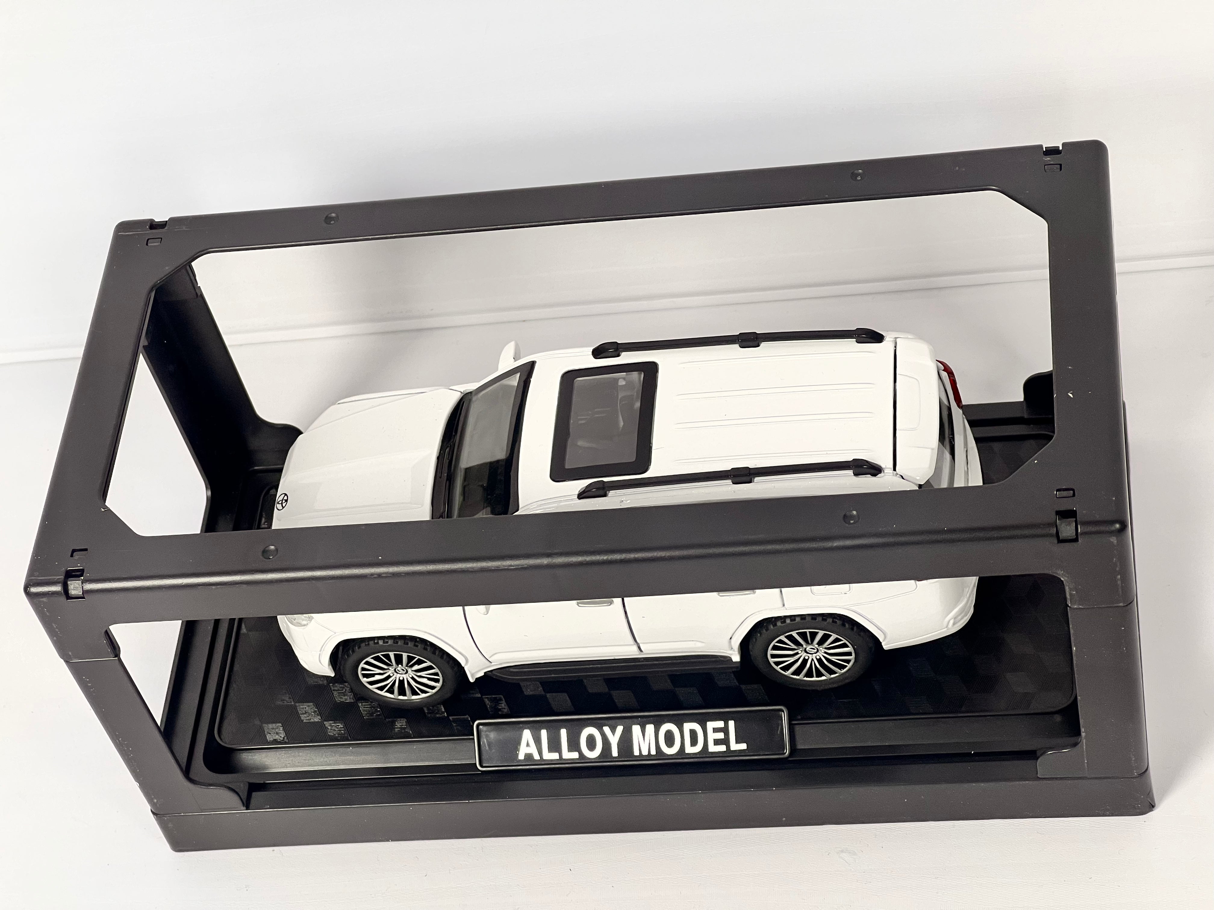 Toyota Land Cruiser LC300 Alloy Diecast Model Car