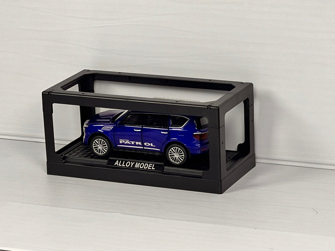 Toyota Land Cruiser LC300 Alloy Diecast Model (1:32 Scale)