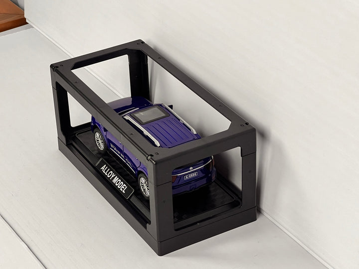 Toyota Land Cruiser LC300 Alloy Diecast Model (1:32 Scale)