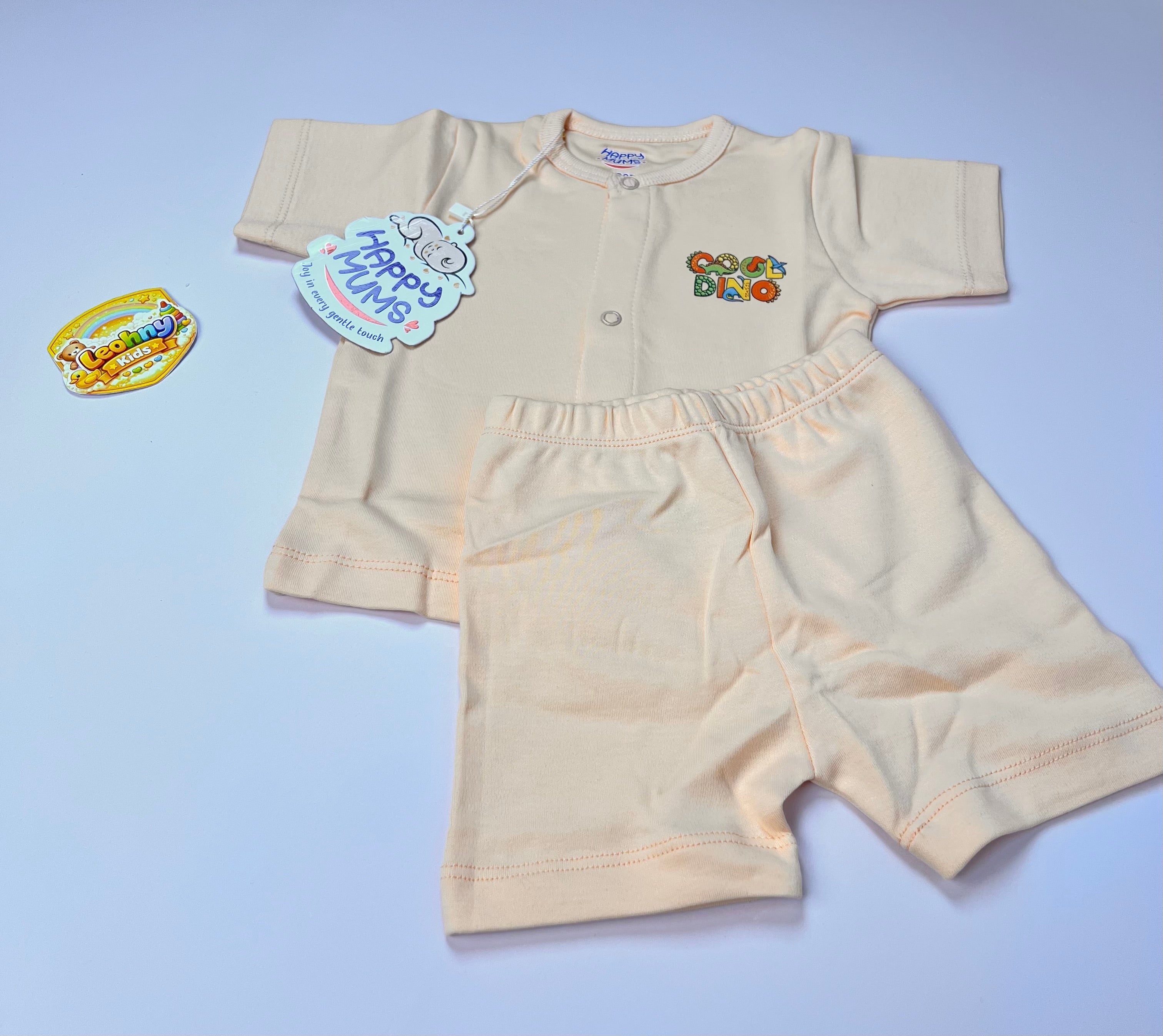 Newborn 2-Piece "Happy Mums" Giraffe Button-Up Set (Short Sleeves)