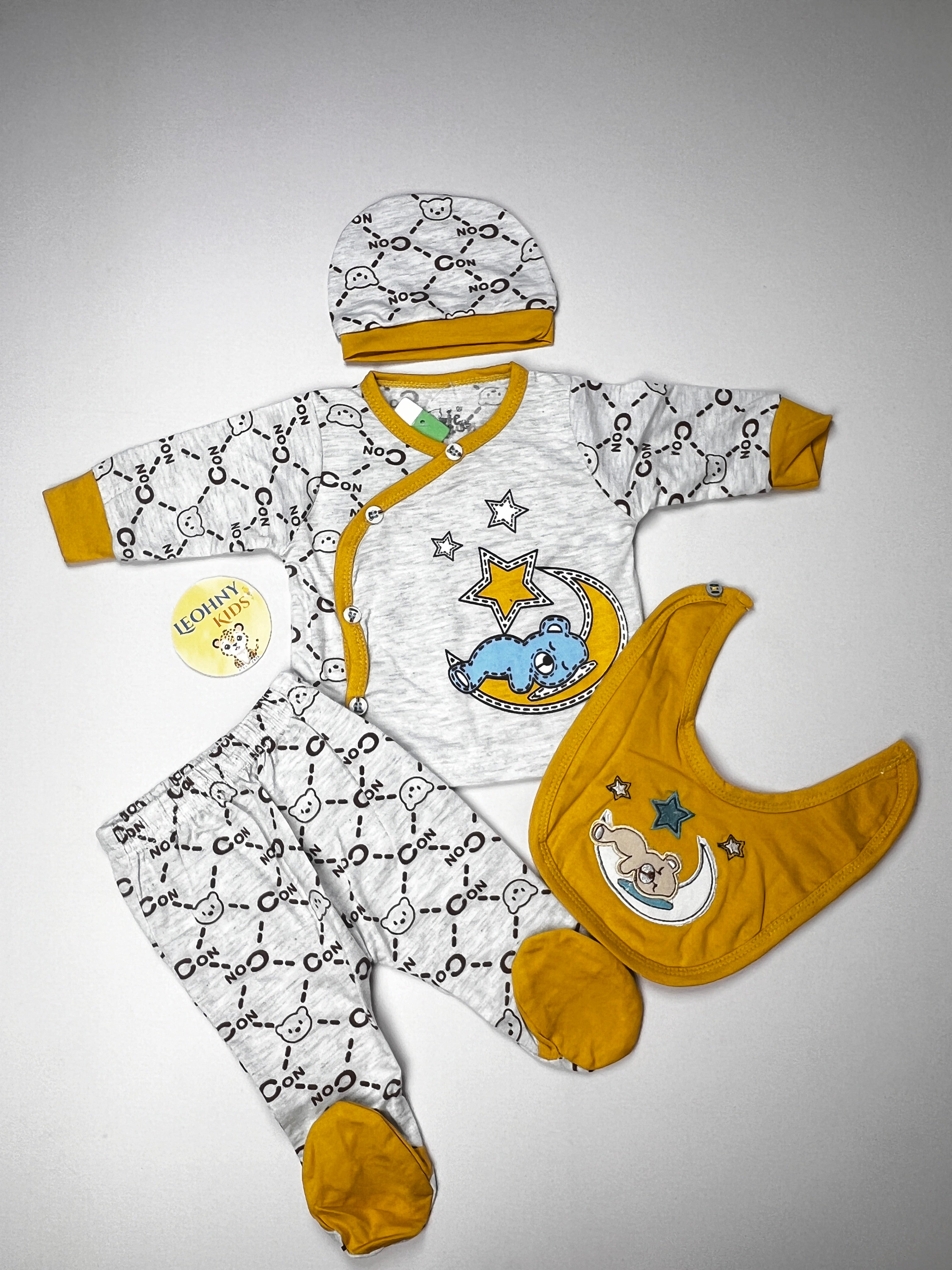 Baby 3-Piece "Sleepy Bear" Newborn Set with Bib & Cap (Full Sleeves)