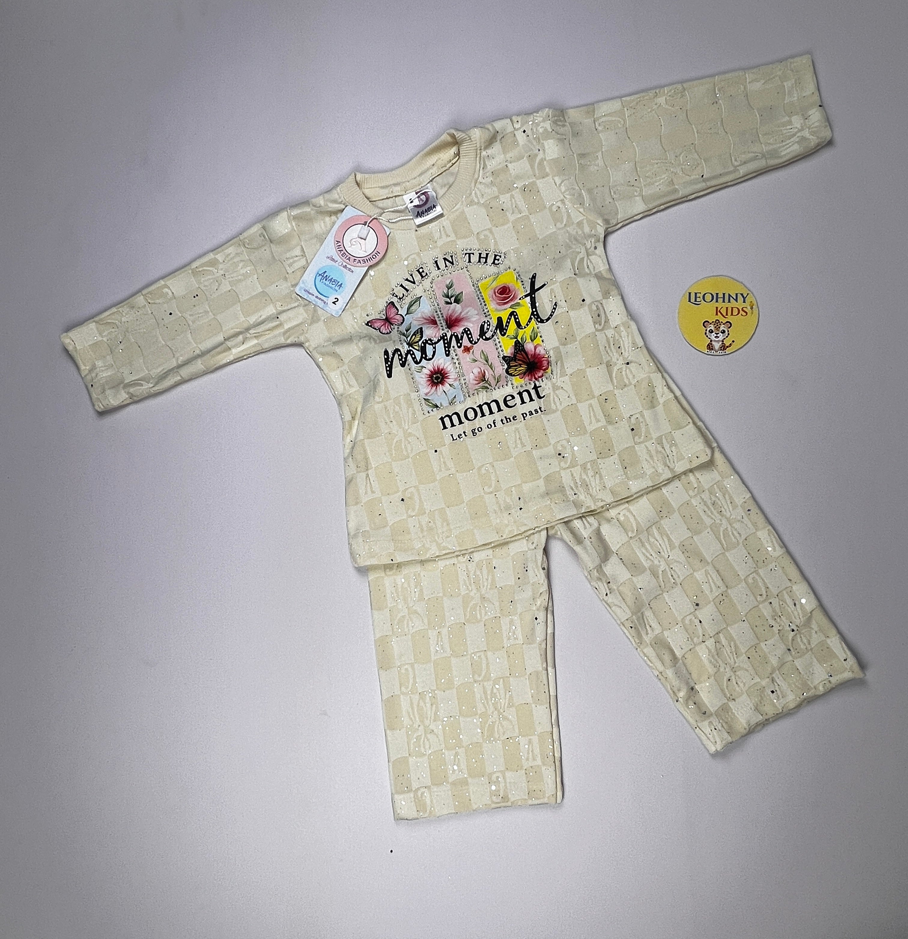 Girls 2 Pcs "Live in the Moment" Checkered Suit (Full Sleeves)