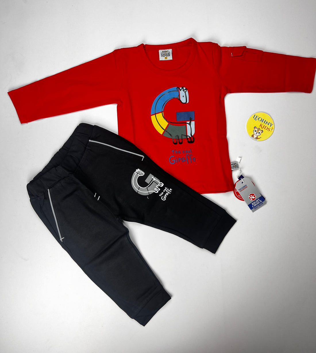 Boys 2 Pcs "The Cool Giraffe" Suit with Utility Sleeve Pocket (Full Sleeves)