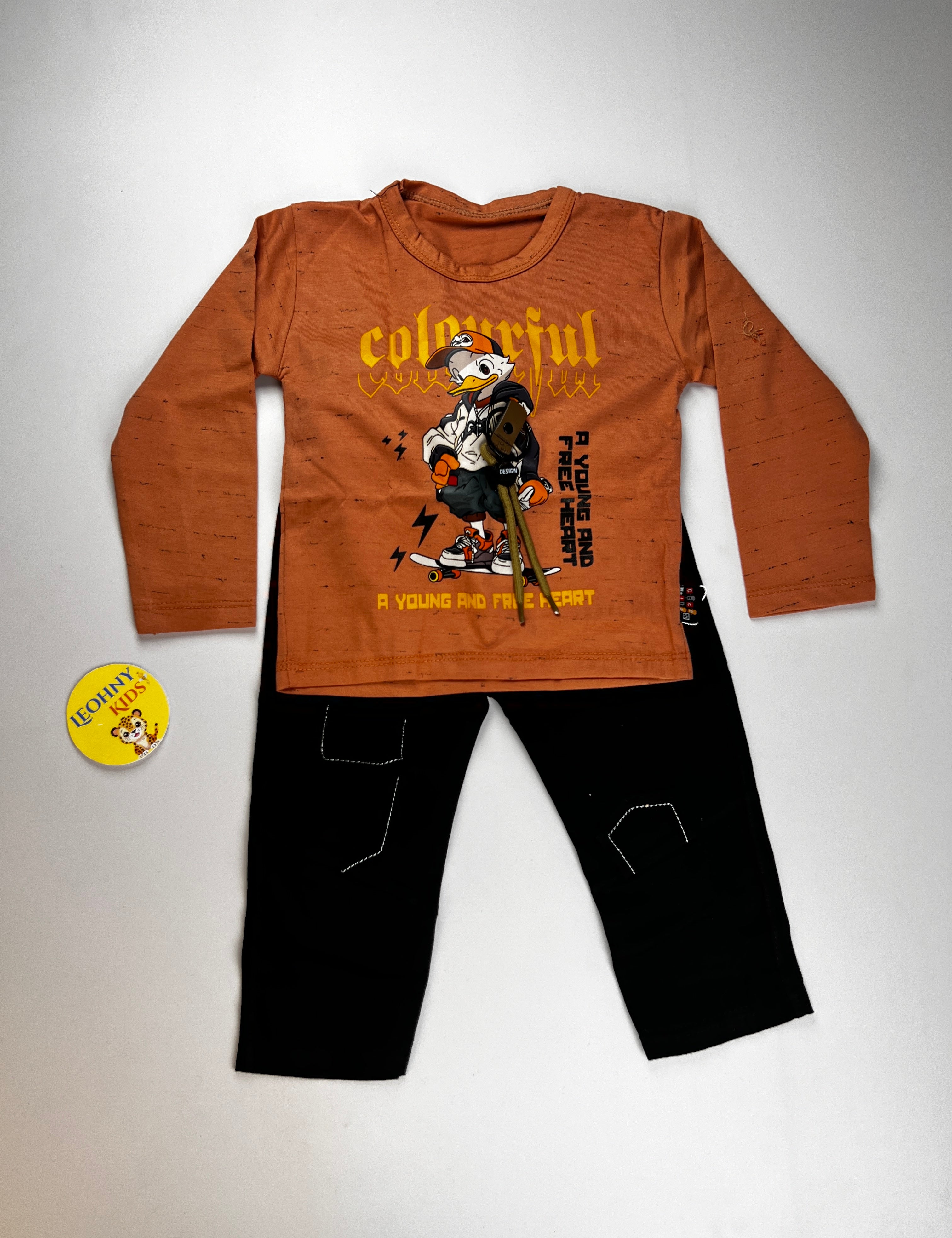 "Skater Duck" 2-Piece Cargo Set – Sandstone Beige & Onyx Black