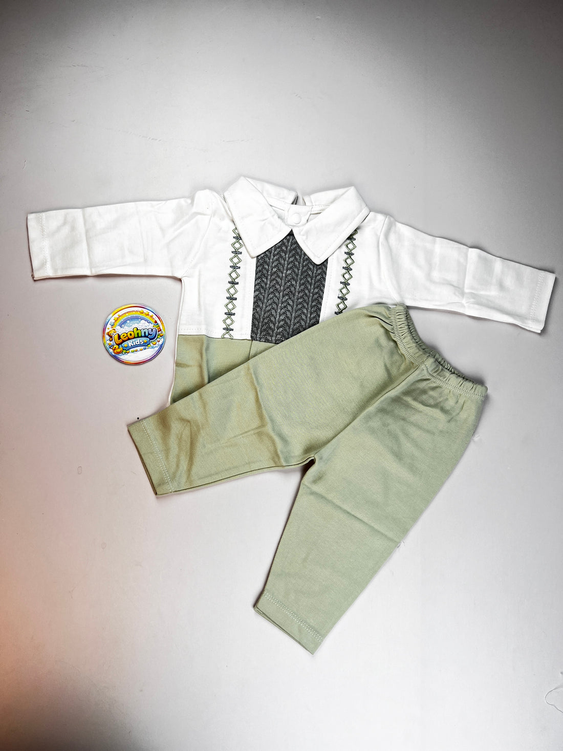 2-Piece Set – Collared Faux-Vest Top & Coordinating Trousers